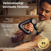 En person använder Silky Planet massagepistol Pro+ på underarmen, med text om möjliga fördelar vid regelbunden användning.
