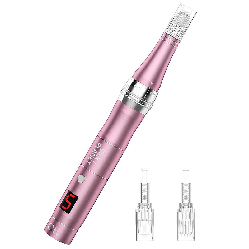Silky Planet microneedling-penna med två utbytbara nålpatroner, produktbild mot vit bakgrund.